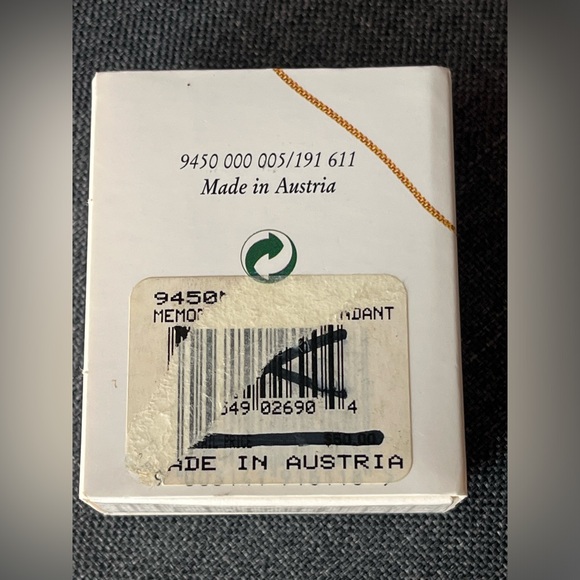 Swavorski Crystal “Memories” Jewelry Cat Pendant Mint Condition Retired Vintage - Picture 3 of 7